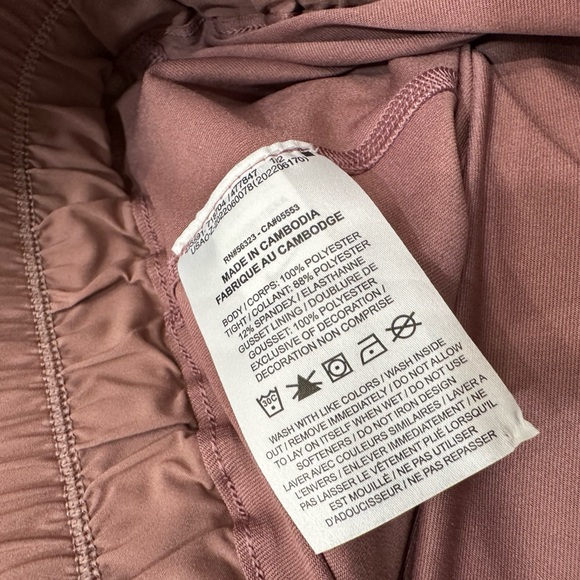 Nike Women's Dri-Fit Skort in Mauve - Picture 6 of 9